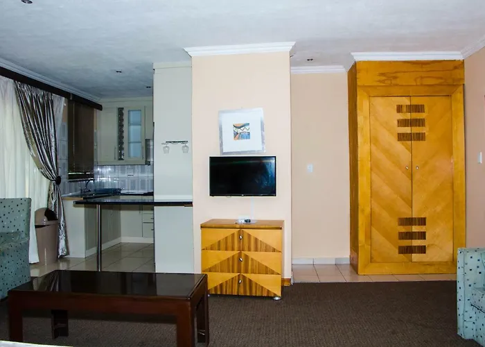 Deluxe King Suite
