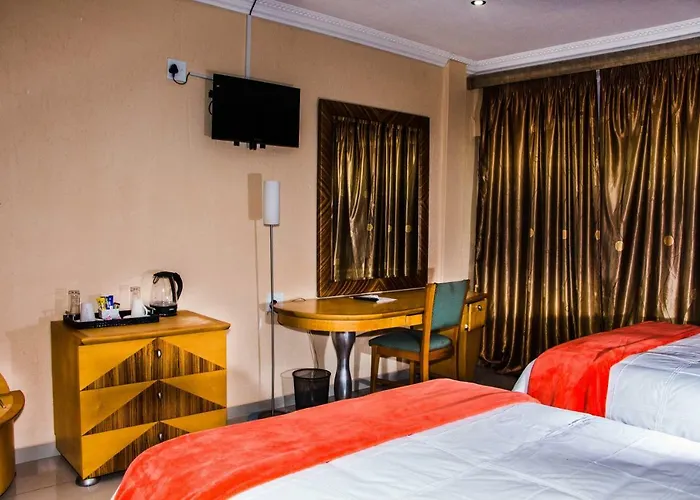 Deluxe King Room