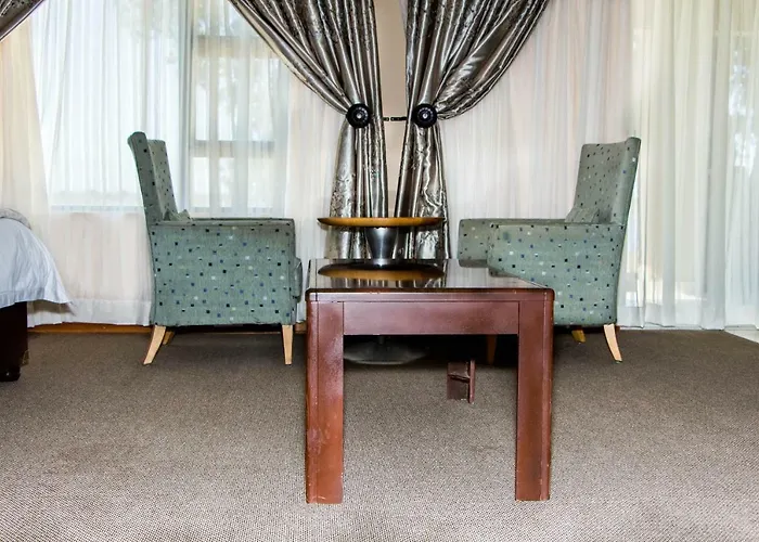 Deluxe King Suite